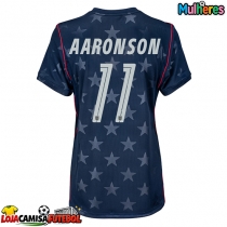 Camisa de Futebol Estados Unidos Brenden Aaronson #11 Equipamento Secundário Mulheres Mundo 2026 Manga Curta